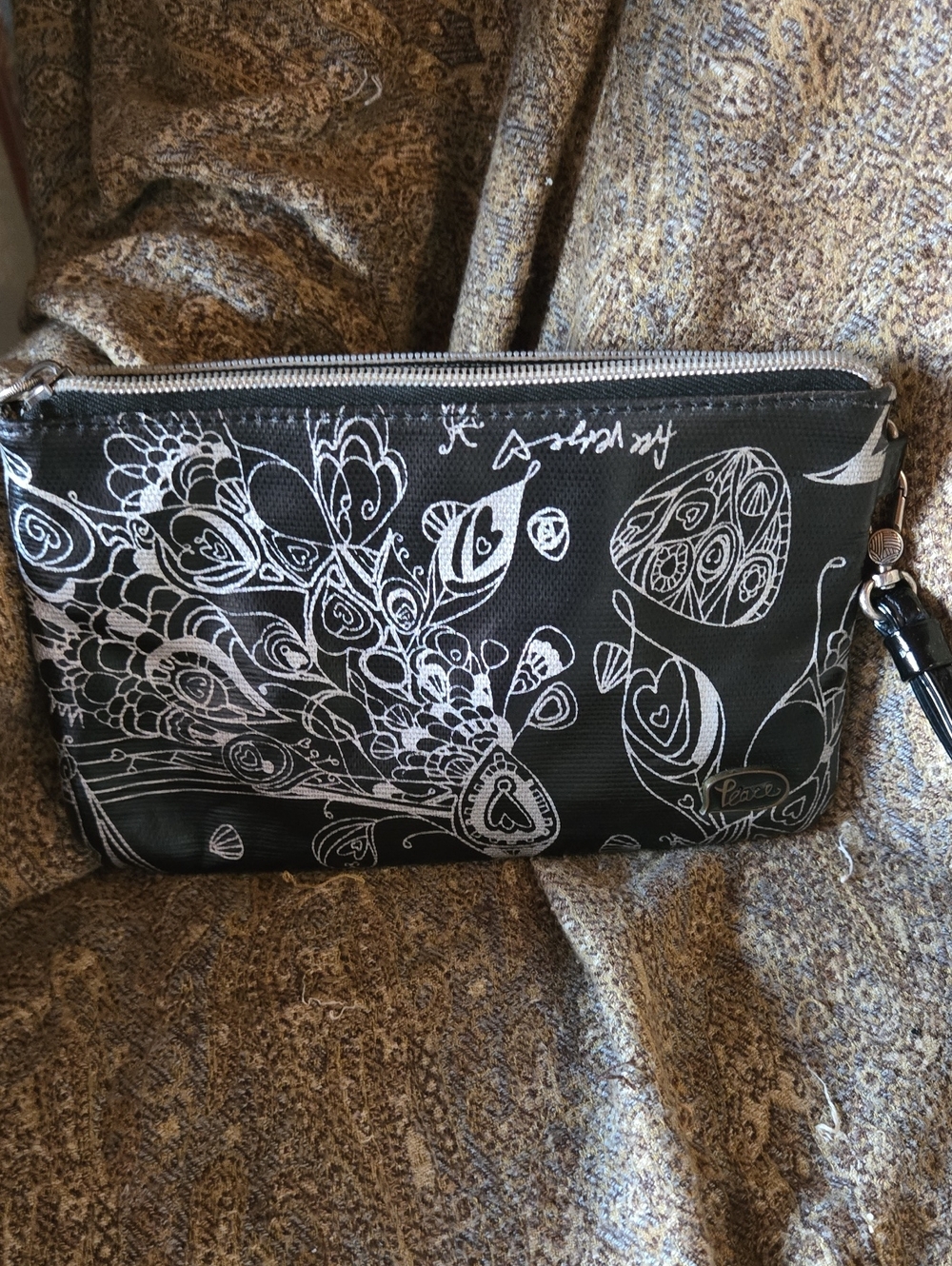 Sakroots Black White Floral Wristlet with Removable Strap - Picture 2 of 5